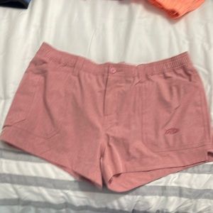 AFTCO - Women’s The Original Classic Fit Mid Rise Shorts - Size 6